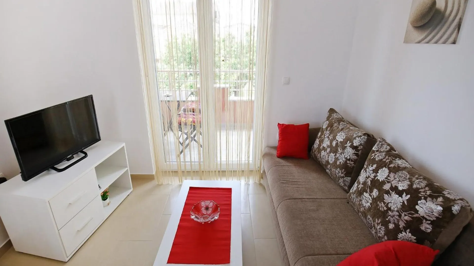 Apartments Kapetan - Two Bedroom Apartment With Terrace Sukošan