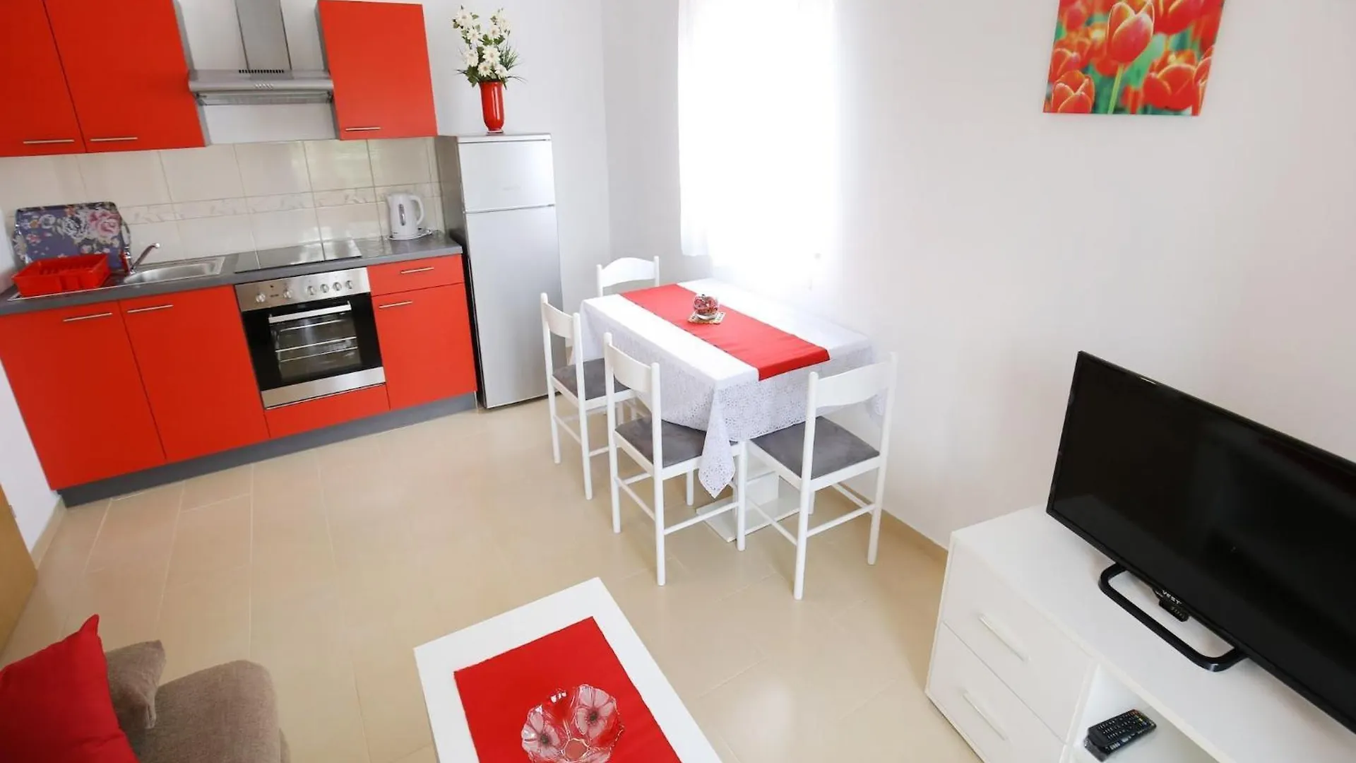 Apartments Kapetan - Two Bedroom Apartment With Terrace Sukošan 克罗地亚